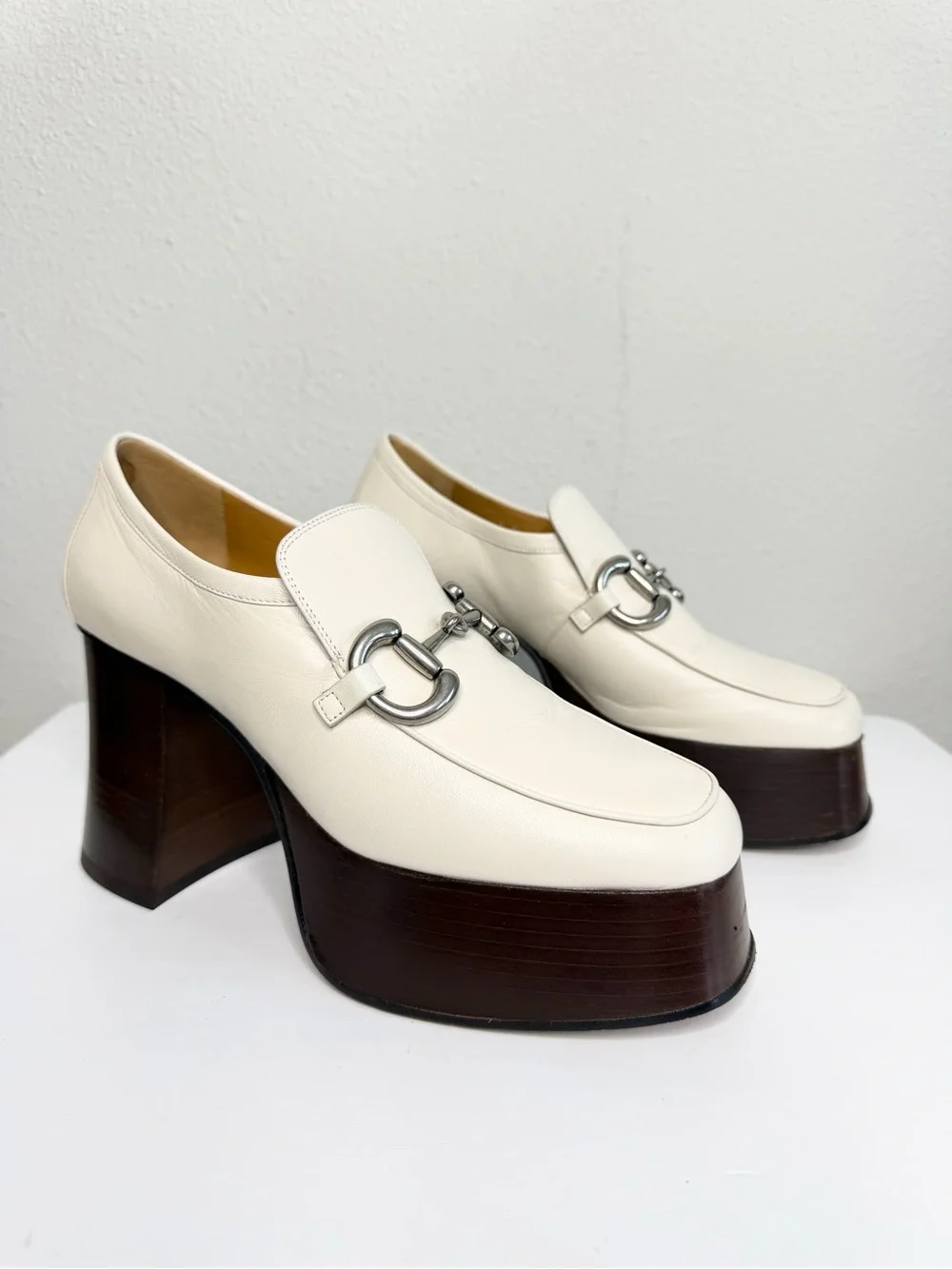 Gucci Malaga Kid Horsebit Platform Loafers In Mystic White / Ivory Size 37.5